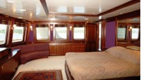 Yacht Big Aron Master Cabin